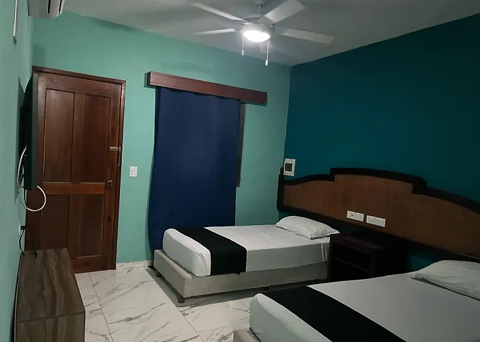 Yukon Hotel Playa del Carmen